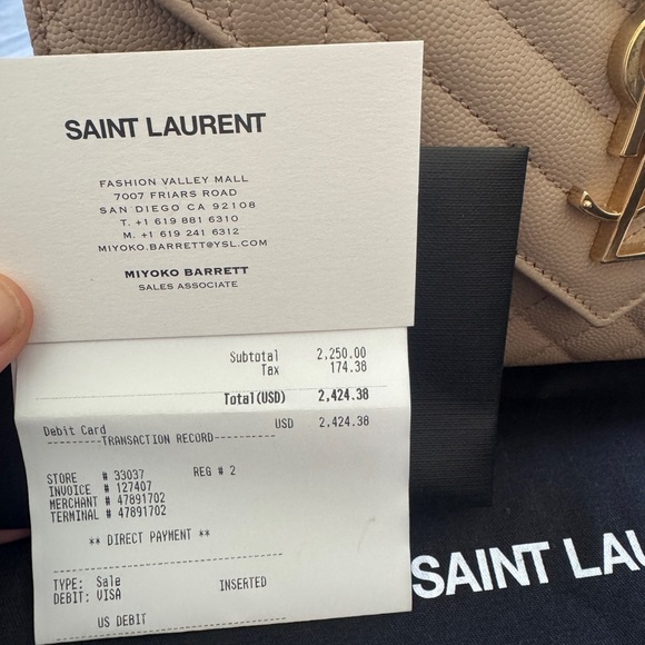 ENVELOPE MEDIUM IN QUILTED GRAIN DE POUDRE EMBOSSED LEATHER
DARK BEIGE - Picture 7 of 10